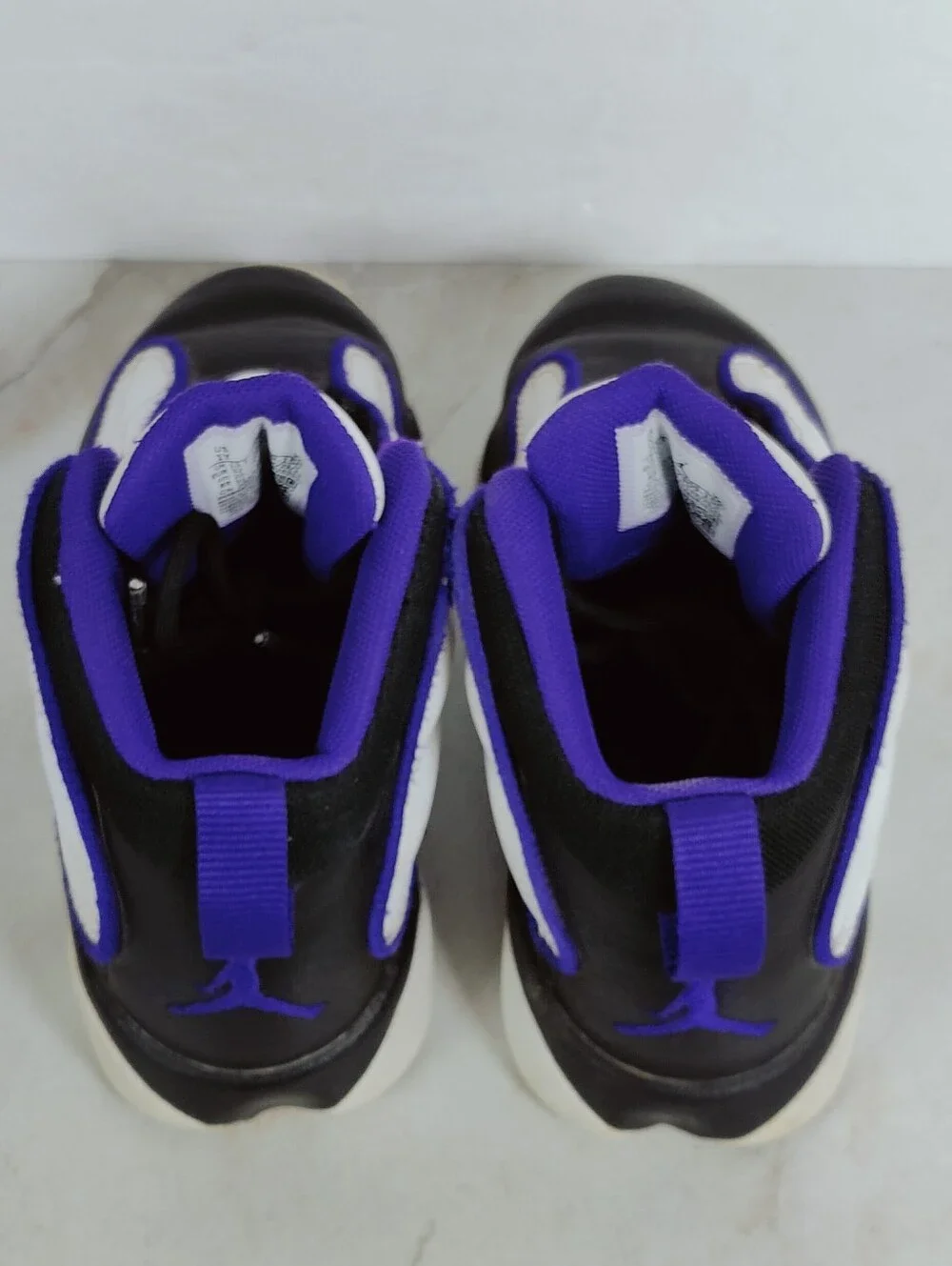 Nike Kids' Jordan Pro Strong Basketball Sneakers White Purple, Sz 1Y